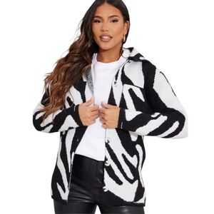 Pretty Little Things BLACK ZEBRA JACQUARD KNITTED SHACKET Medium